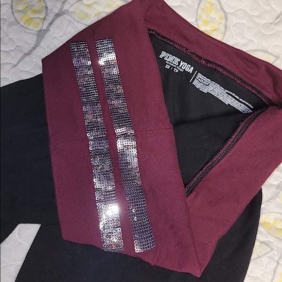 💓 Pink name brand leggings with sequins 💓 - Picture 2 of 3